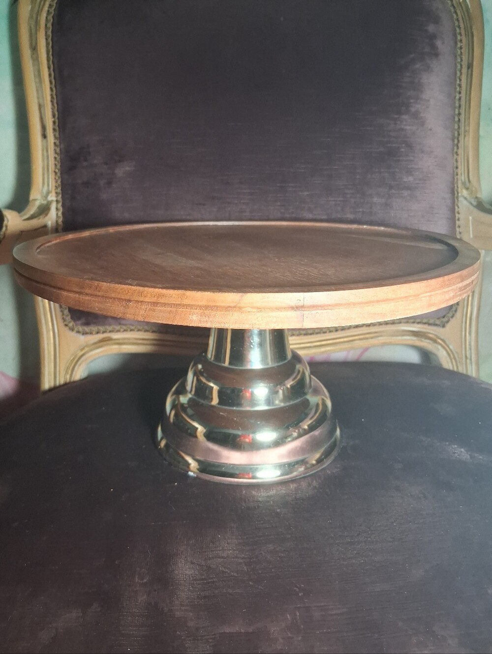 Clear Glass Dome Cake Stand with Natural Wood Base - Picture 3 of 10
